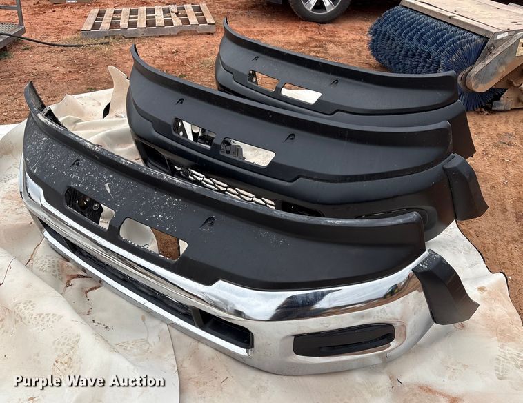  (3) 2025 RAM 2500 bumper covers - ET1031