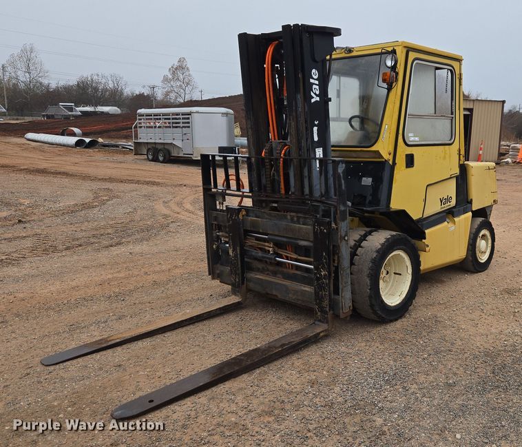 Yale GDP100MGNGBE093 forklift - ET1053