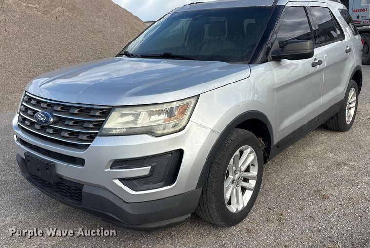 2016 Ford Explorer SUV - ET1089