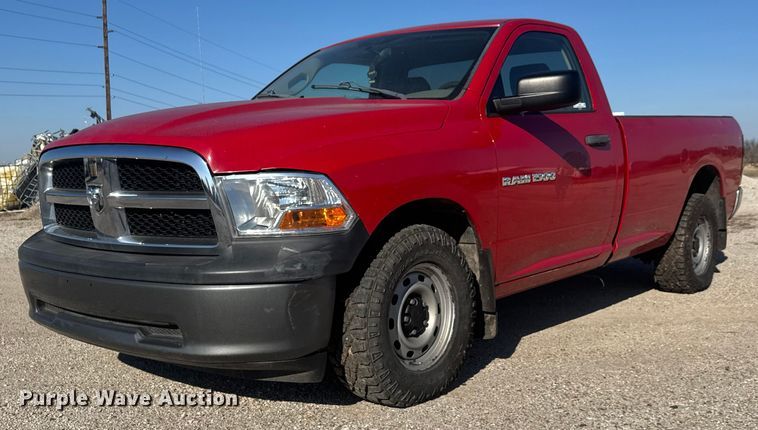 2011 Dodge Ram 1500 pickup truck - ET4064