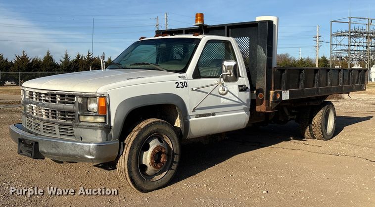 2002 Chevrolet Silverado 3500 dump bed pickup truck - ET4083
