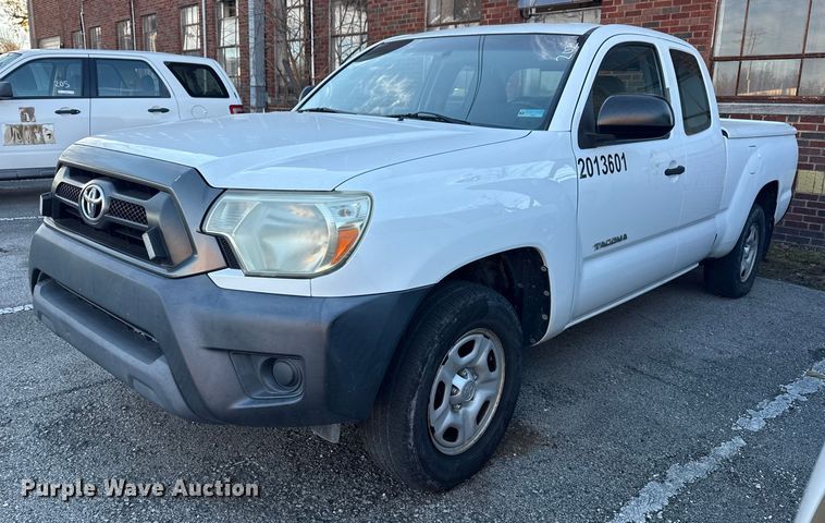 2013 Toyota Tacoma pickup truck - FB8472