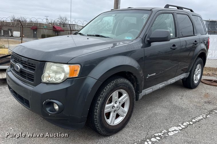 2009 Ford Escape Hybrid SUV - FB8474