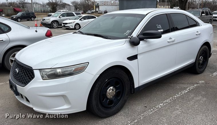 2014 Ford Taurus Police Interceptor  - FB8484