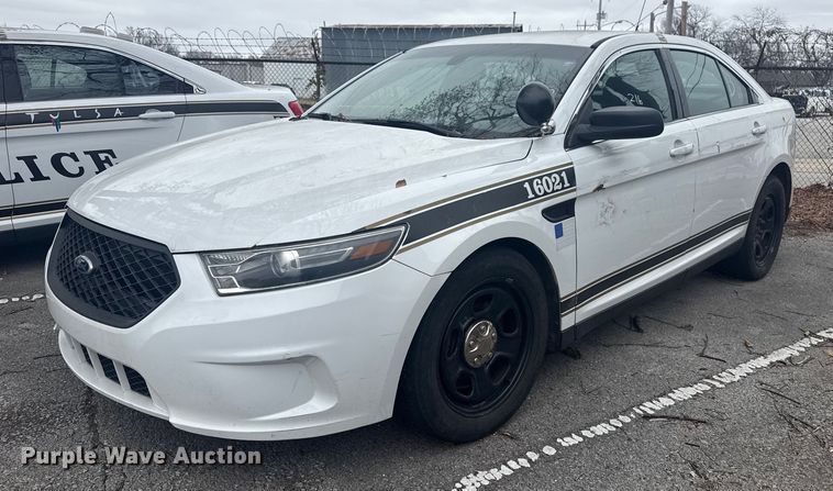 2016 Ford Taurus Police Interceptor  - FB8507