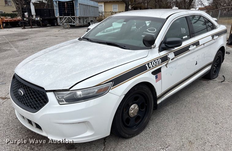 2014 Ford Taurus Police Interceptor  - FB8525