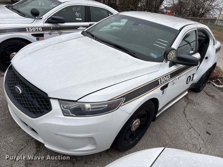 2015 Ford Taurus Police Interceptor  - FB8526
