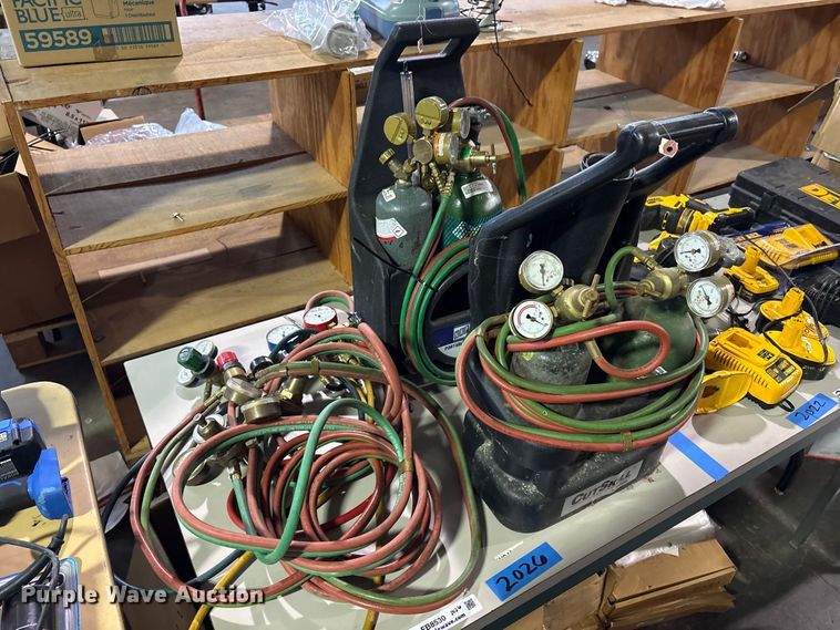 (2) acetylene tanks with stands - FB8530