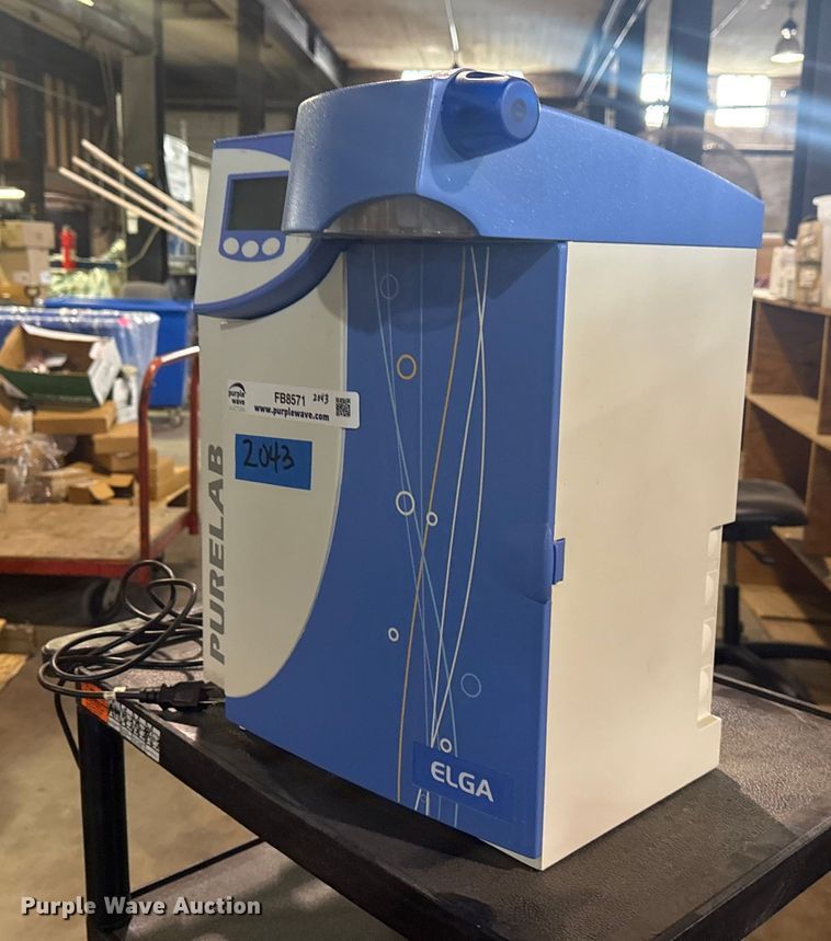 Elga Purelab ULTRA Genetic Lab water purification system  - FB8571