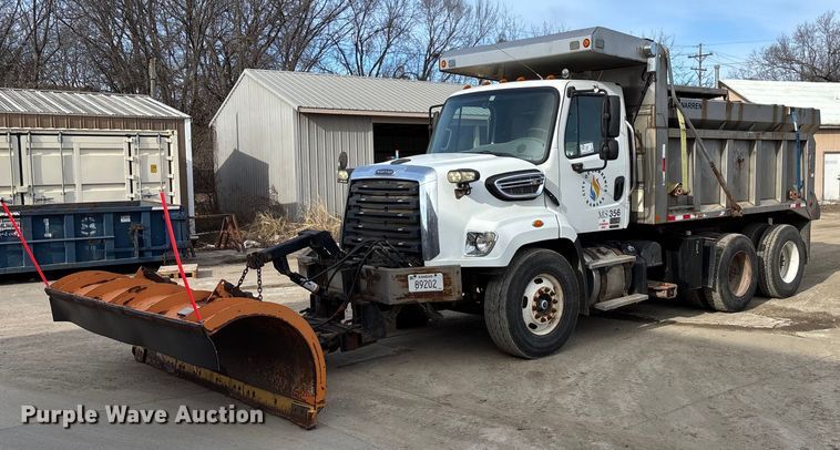 2014 Freightliner 108SD dump truck - FG1715