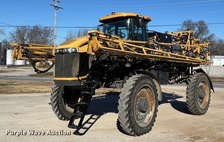 2014 RoGator RG900 sprayer - ED2445