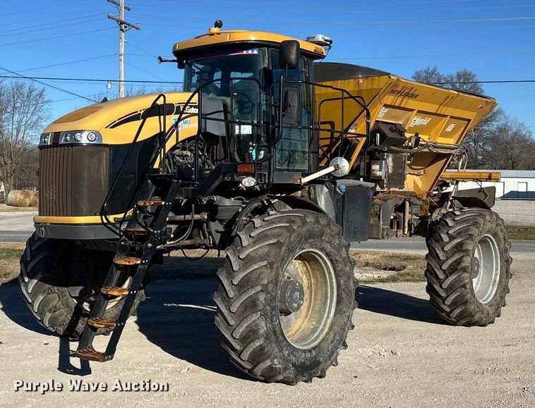 2012 RoGator RG1100 spreader - ED2446