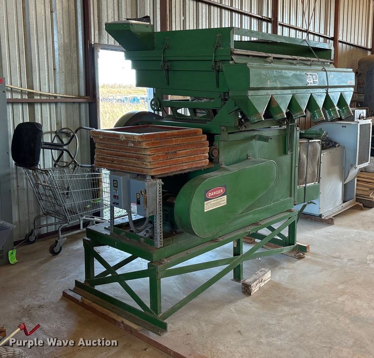 Sutton Steele Ax-250 seed separator - EU0200
