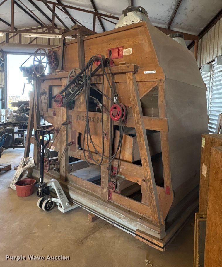 AT Ferrell Clipper Cleaners seed cleaner - EU0202