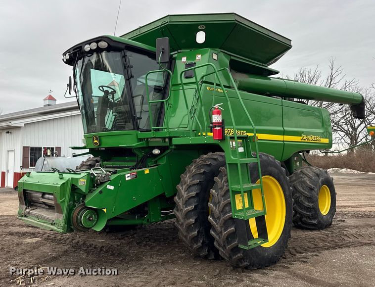 2006 John Deere 9760 STS combine - YA1793