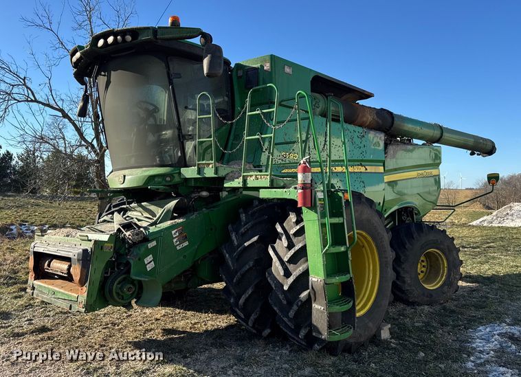 2019 John Deere S790 combine - YA1798