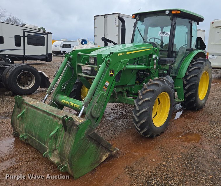 2023 John Deere 5090E MFWD tractor - YA1823