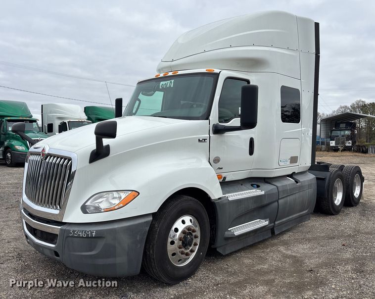 2019 International LT625 semi truck - DU0294