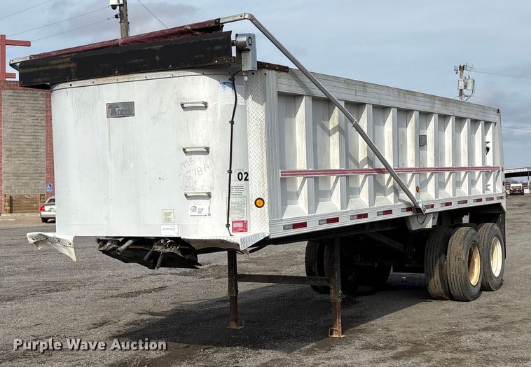 1998 Travis end dump trailer - EA7832