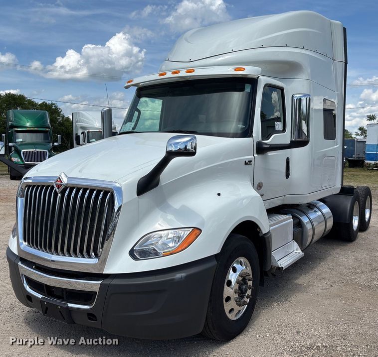 2020 International LT625 semi truck - EC3593
