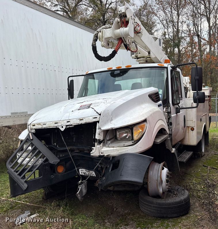 2012 International TA005 bucket truck - ET7466