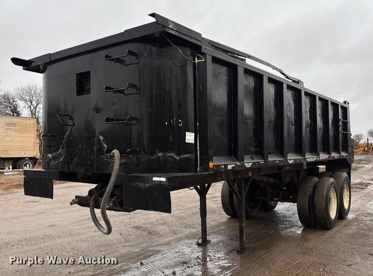 1995 Hibilt end dump trailer - EV3353