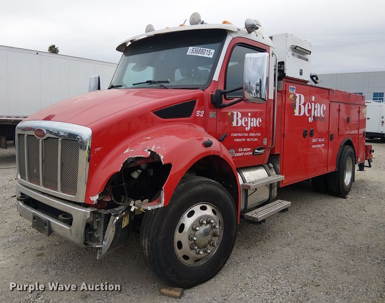 2023 Peterbilt 200 utility / service truck - YA1880