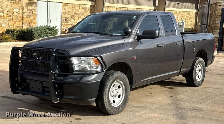 2019 RAM 1500 Classic Ext. Cab pickup truck - ES5538