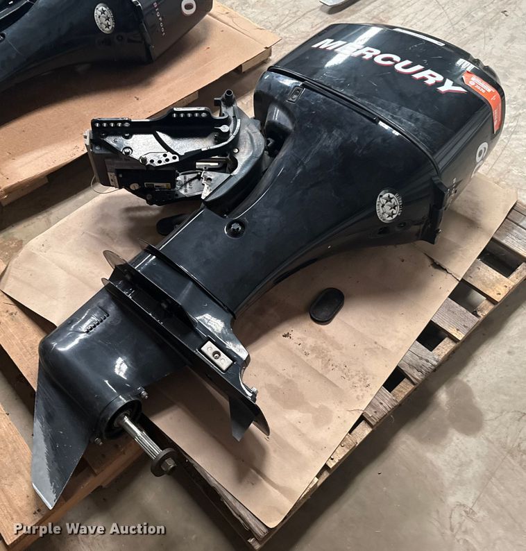 2005 Mercury Big Foot outboard engine - ES5581