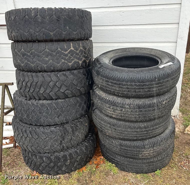 (11) tires - EV2596