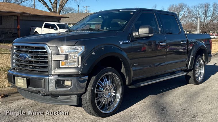 2017 Ford F150 Ext. Cab pickup truck - DQ4191