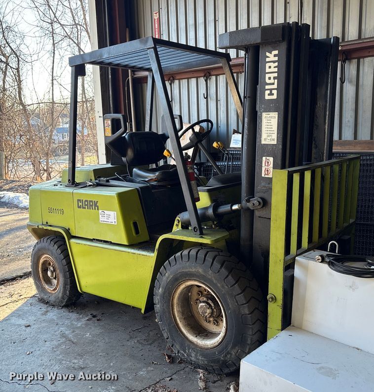 Clark C500-YS80 forklift - DT2777