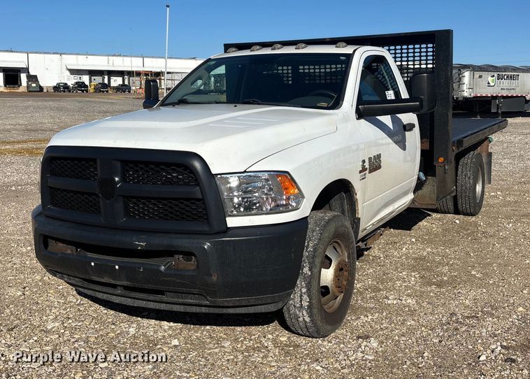 2015 RAM 3500 dump flatbed pickup truck - DW7370