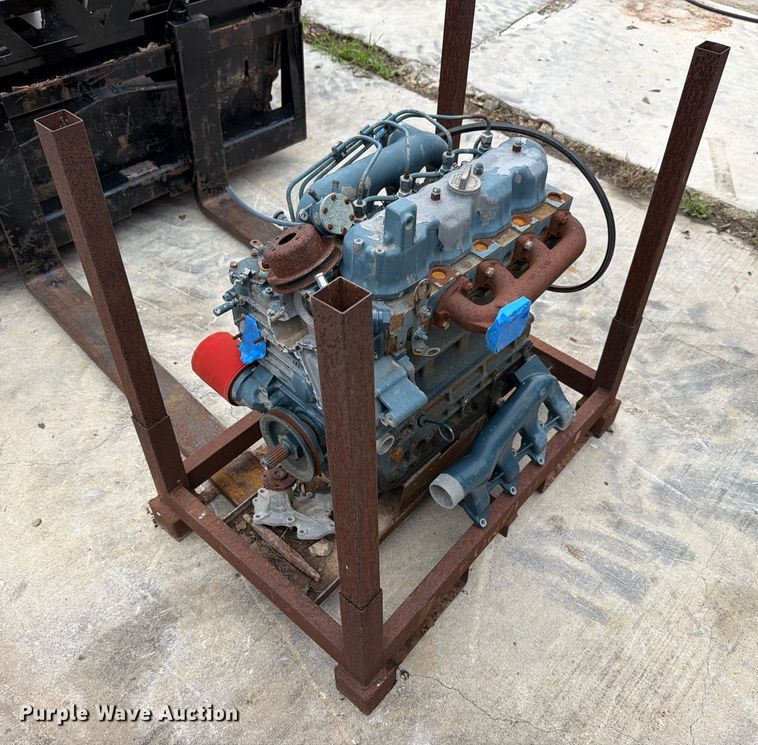 Kubota V1702 engine - DX5928