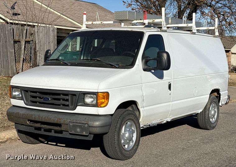 2007 Ford E250 van - ES5614