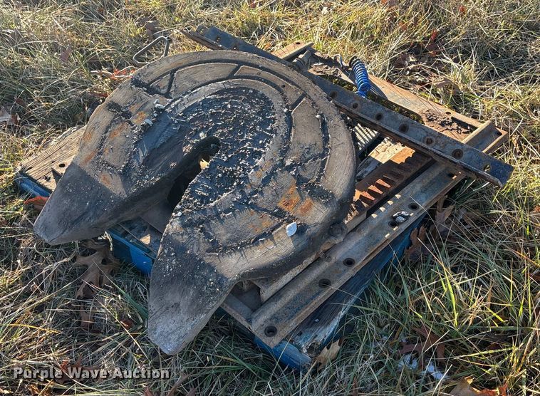 Fifth wheel plate - FG1722