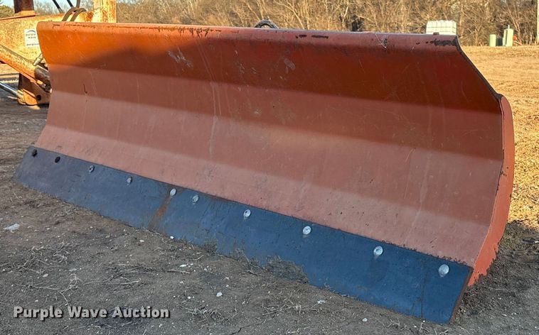 YS-86 skid steer snow plow - FG2524