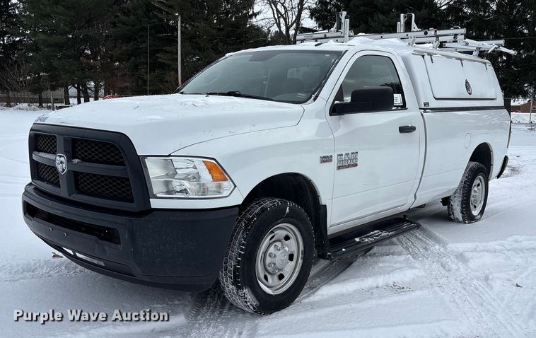 2016 RAM 2500 pickup truck - FK1044