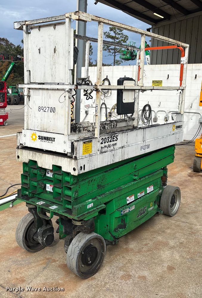 2016 JLG 2032ES scissor lift - DU0327