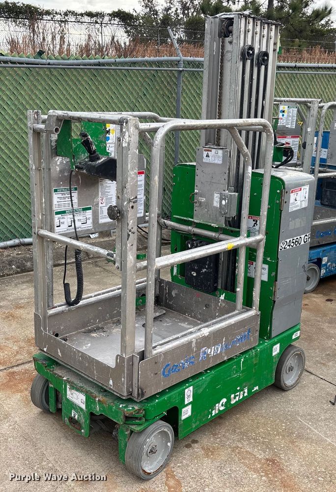 2016 Genie GR-20 vertical lift - DU0330