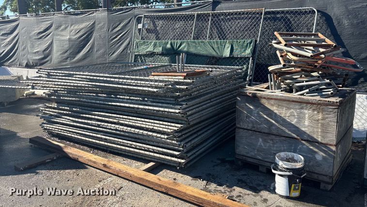 Chain link fence - DW1250