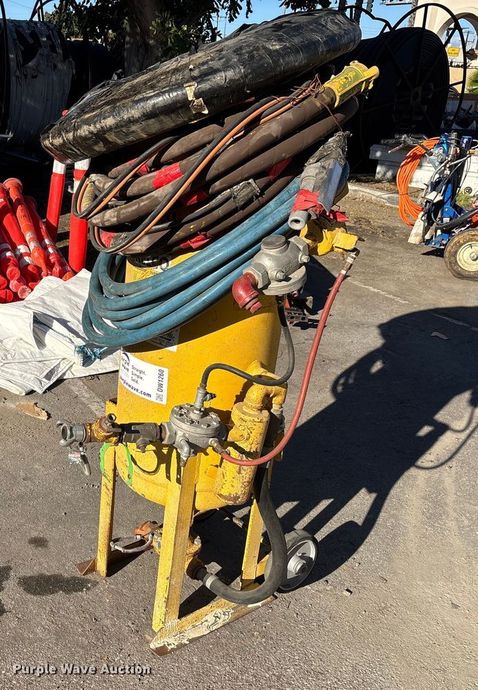 Kelco sandblasting pot - DW1260