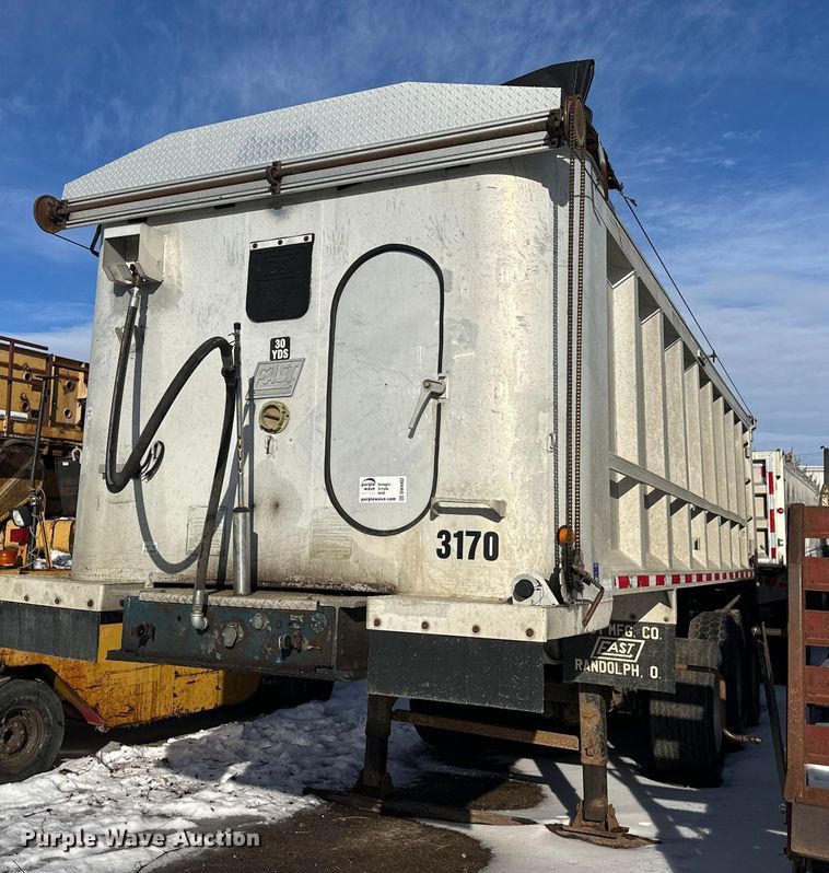 1994 East Manufacturing Corp. end dump trailer - DW4402