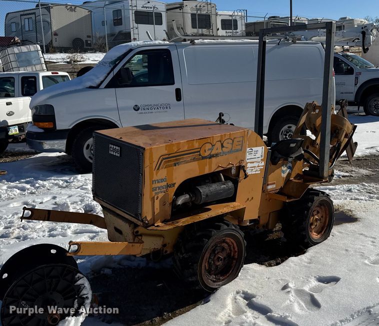 1993 Case Maxi Sneaker Series C vibratory cable plow - EA2199