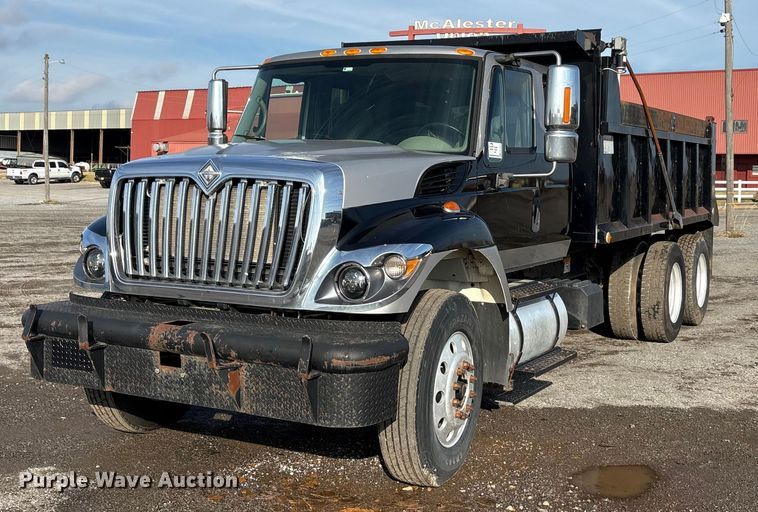 2008 International 7000 dump truck - EA7824