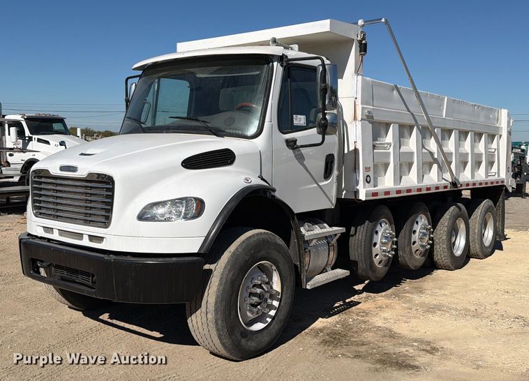 2017 Freightliner M2 dump truck - ED5085