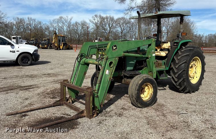 1997 John Deere 5500 tractor - ES8506