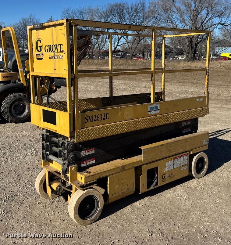 Grove SM2632E scissor lift - FB0536