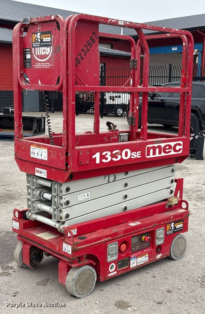 2018 MEC 1330SE scissor lift - FG2565