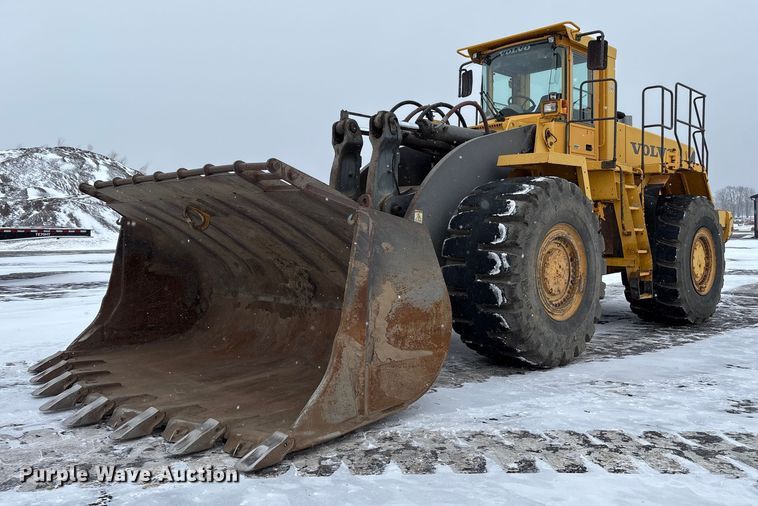 2005 Volvo L330E wheel loader - FK1054